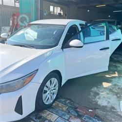 نيسان سنترا